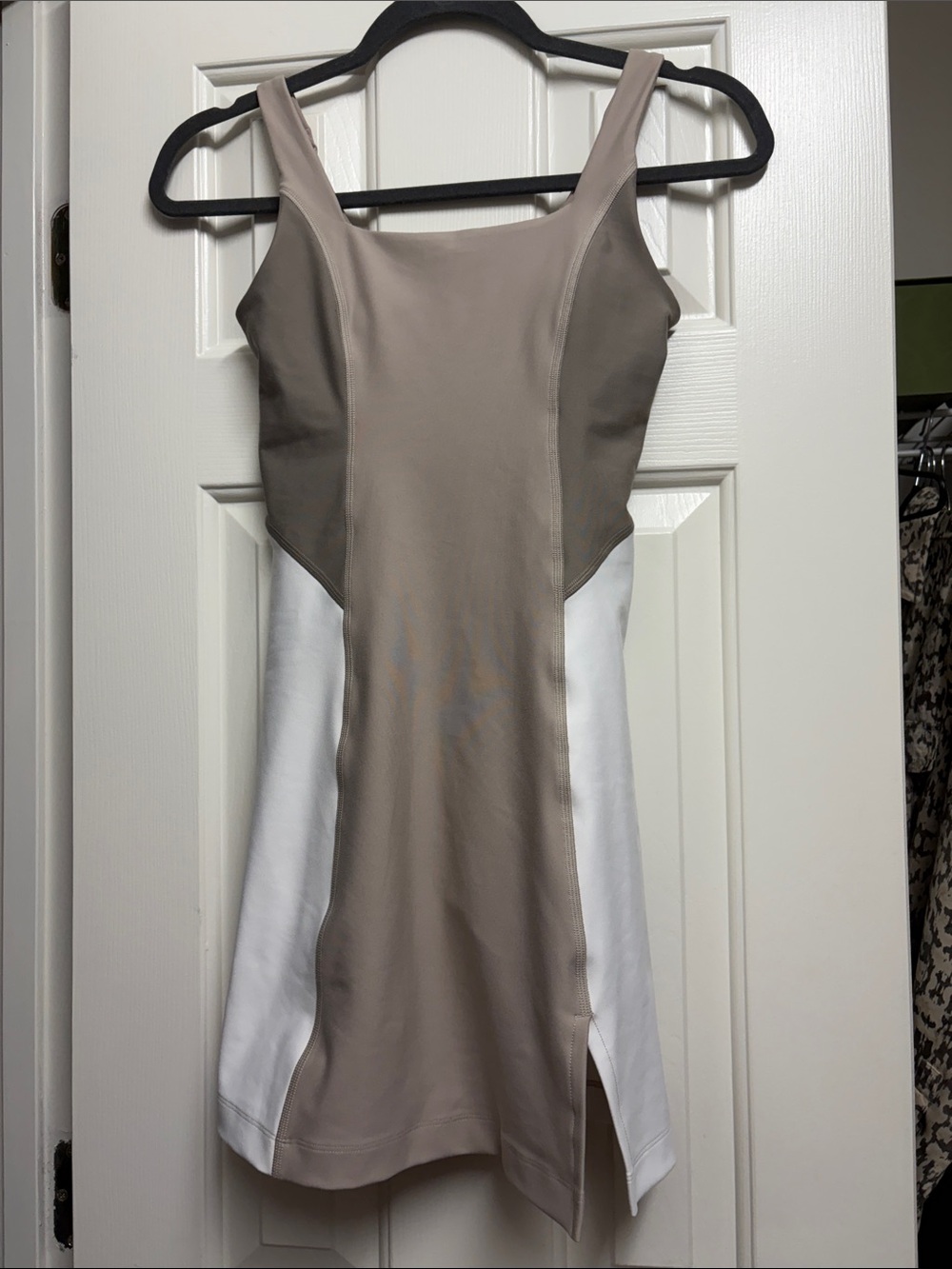 YPB Abercrombie & Fitch Colorblock Mini Dress in Taupe and White